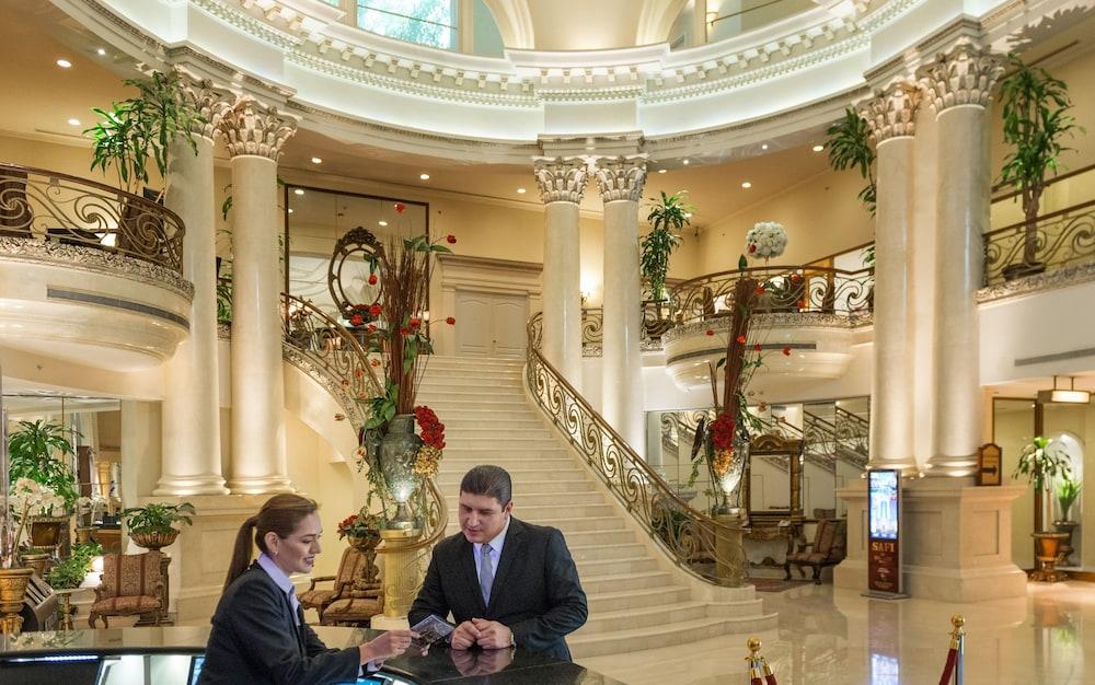 Safi Royal Luxury Valle San Pedro Garza Garcia Ngoại thất bức ảnh Lobby