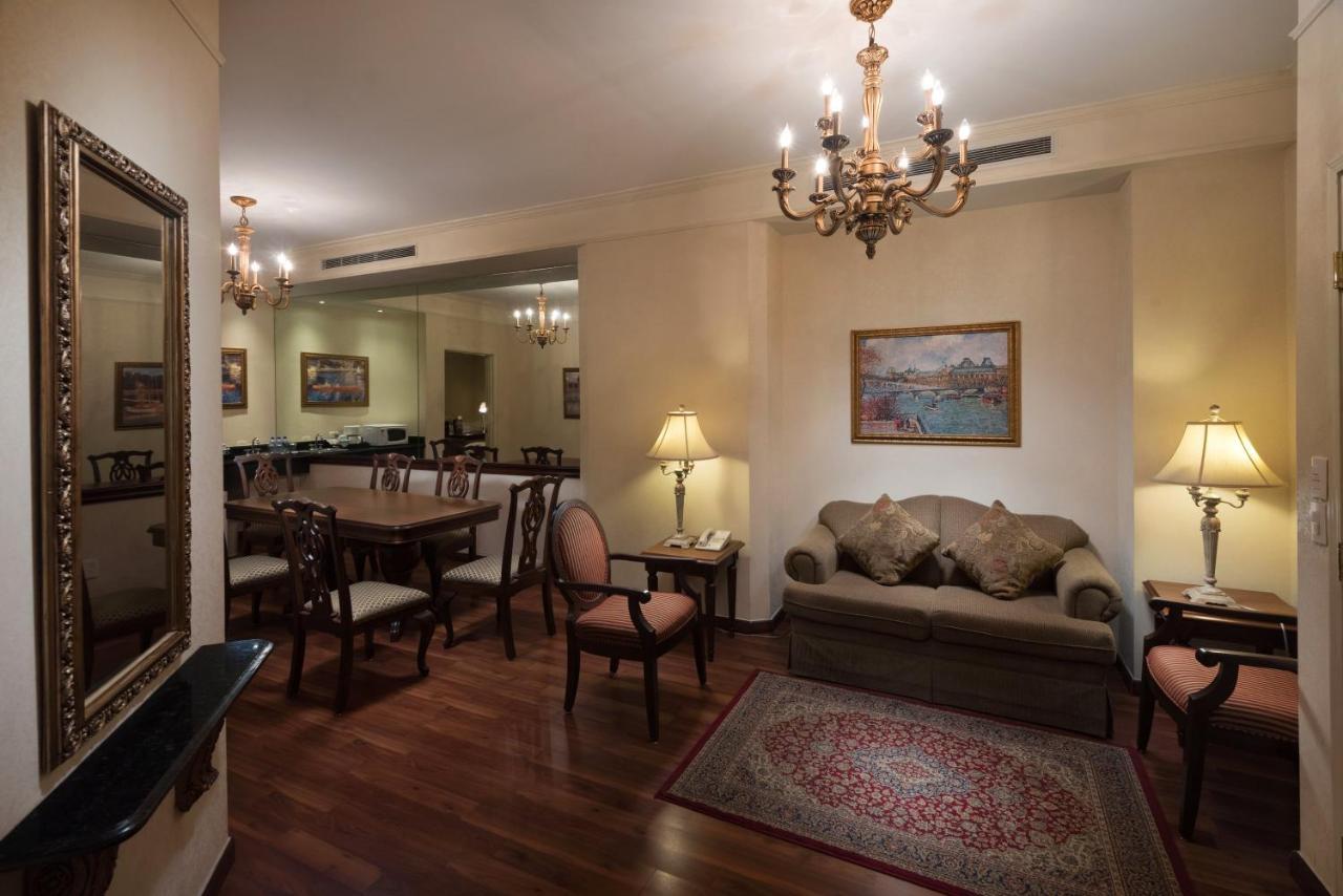 Safi Royal Luxury Valle San Pedro Garza Garcia Ngoại thất bức ảnh A suite at the Grand Hotel