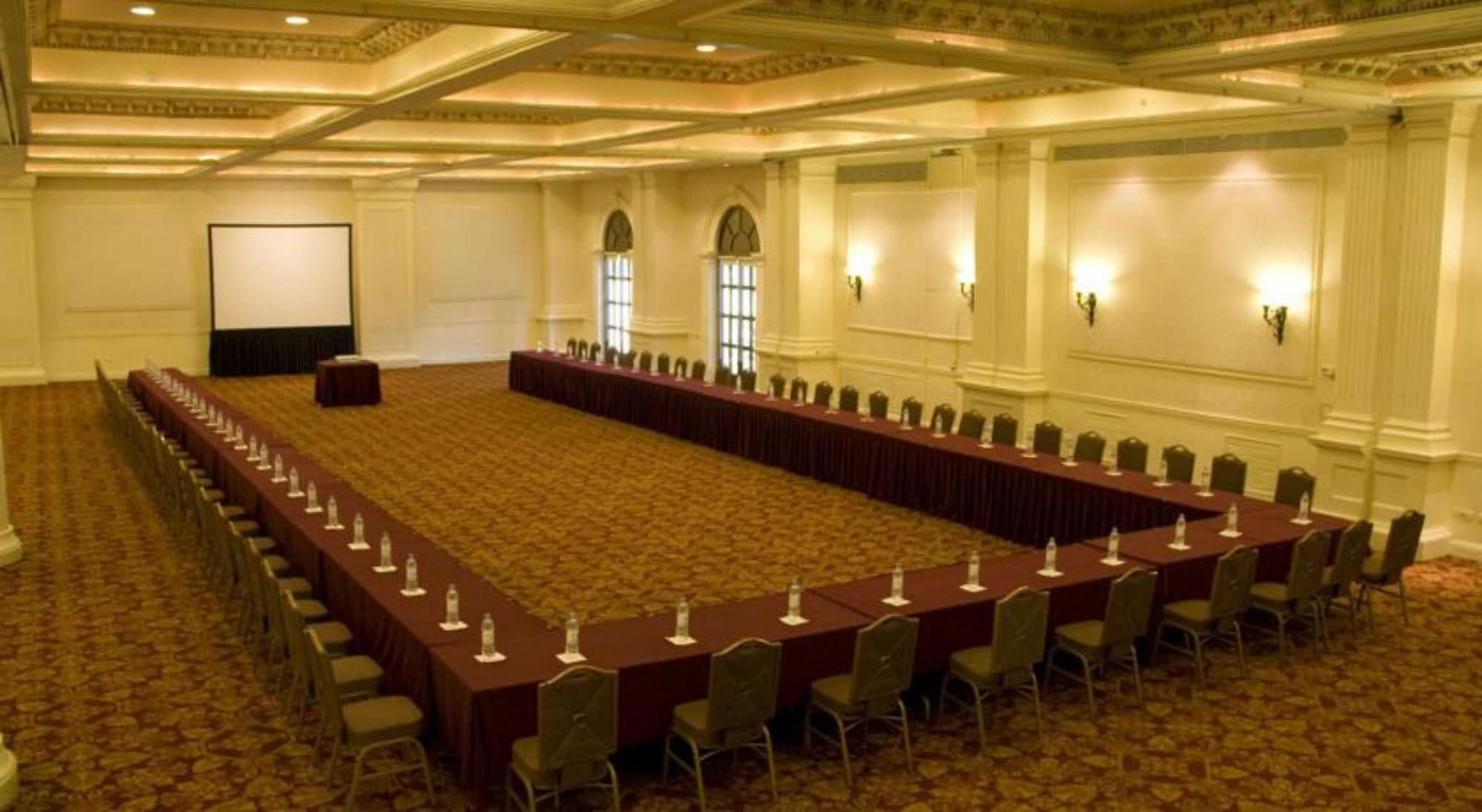 Safi Royal Luxury Valle San Pedro Garza Garcia Ngoại thất bức ảnh The ballroom