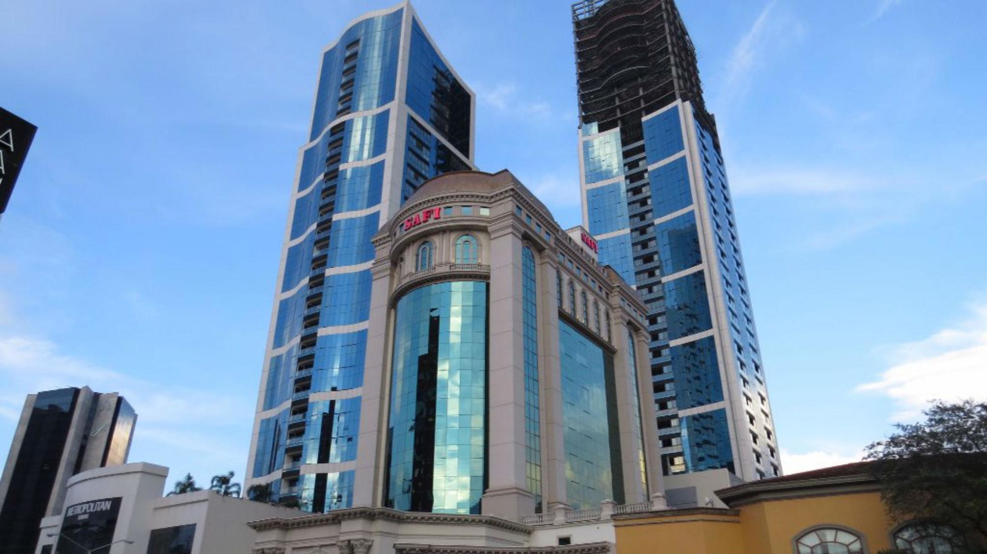 Safi Royal Luxury Valle San Pedro Garza Garcia Ngoại thất bức ảnh The hotel in 2016